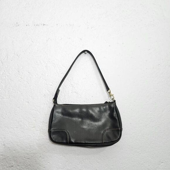 Handbags - Black faux leather shoulder bag